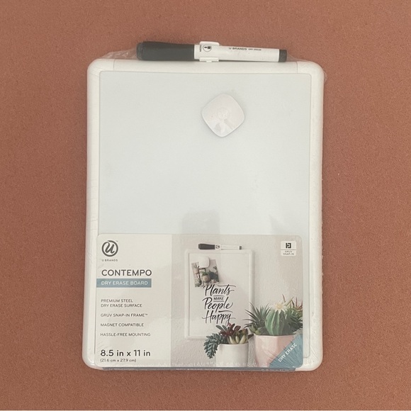TARGET (SET OF 2) U BRANDS CONTEMPO WHITE MAGNETIC DRY ERASE BOARDS - Picture 9 of 10